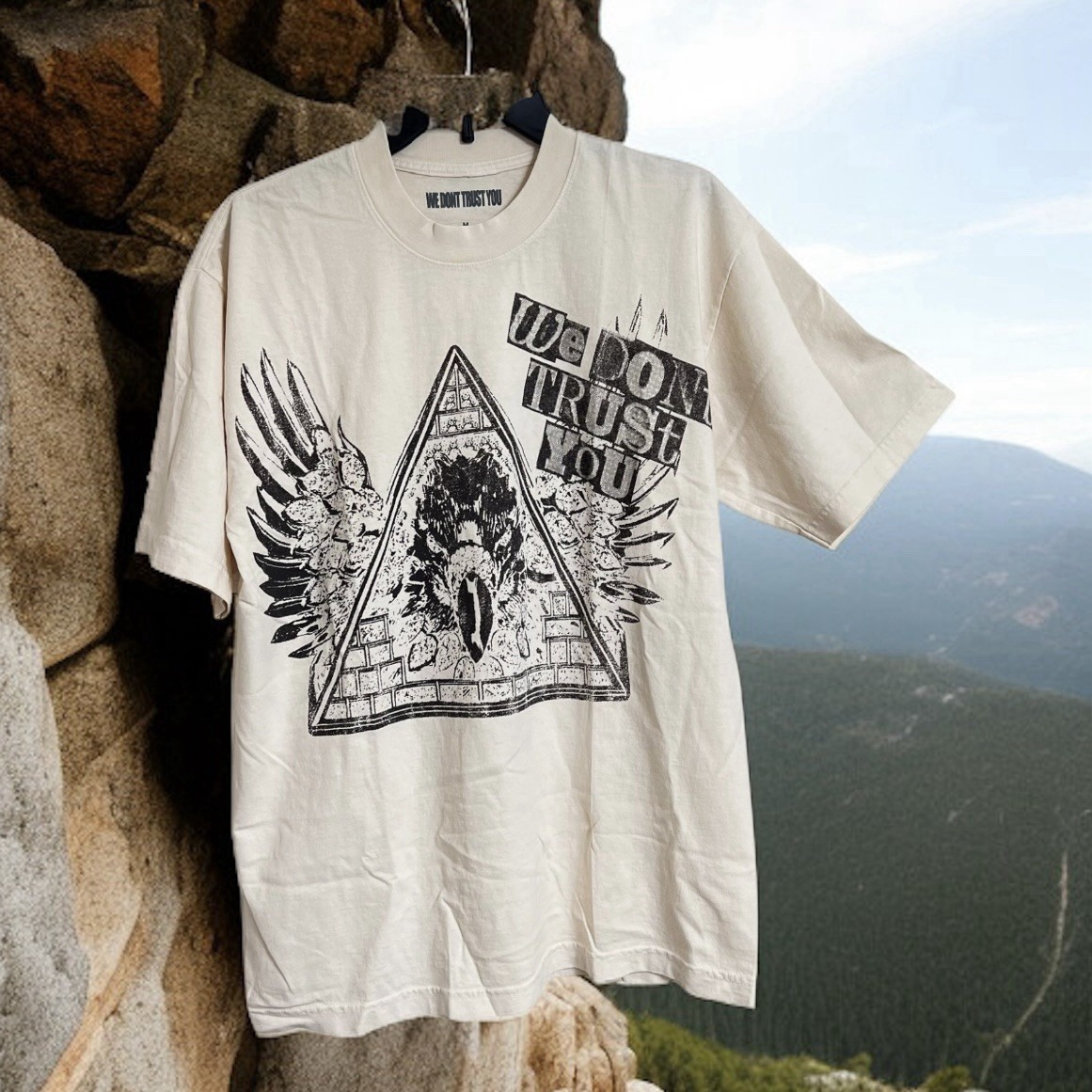 Metro Boomin T-Shirt M We Don't Trust You Pyramid Eye Wings Graphic Tour Tee